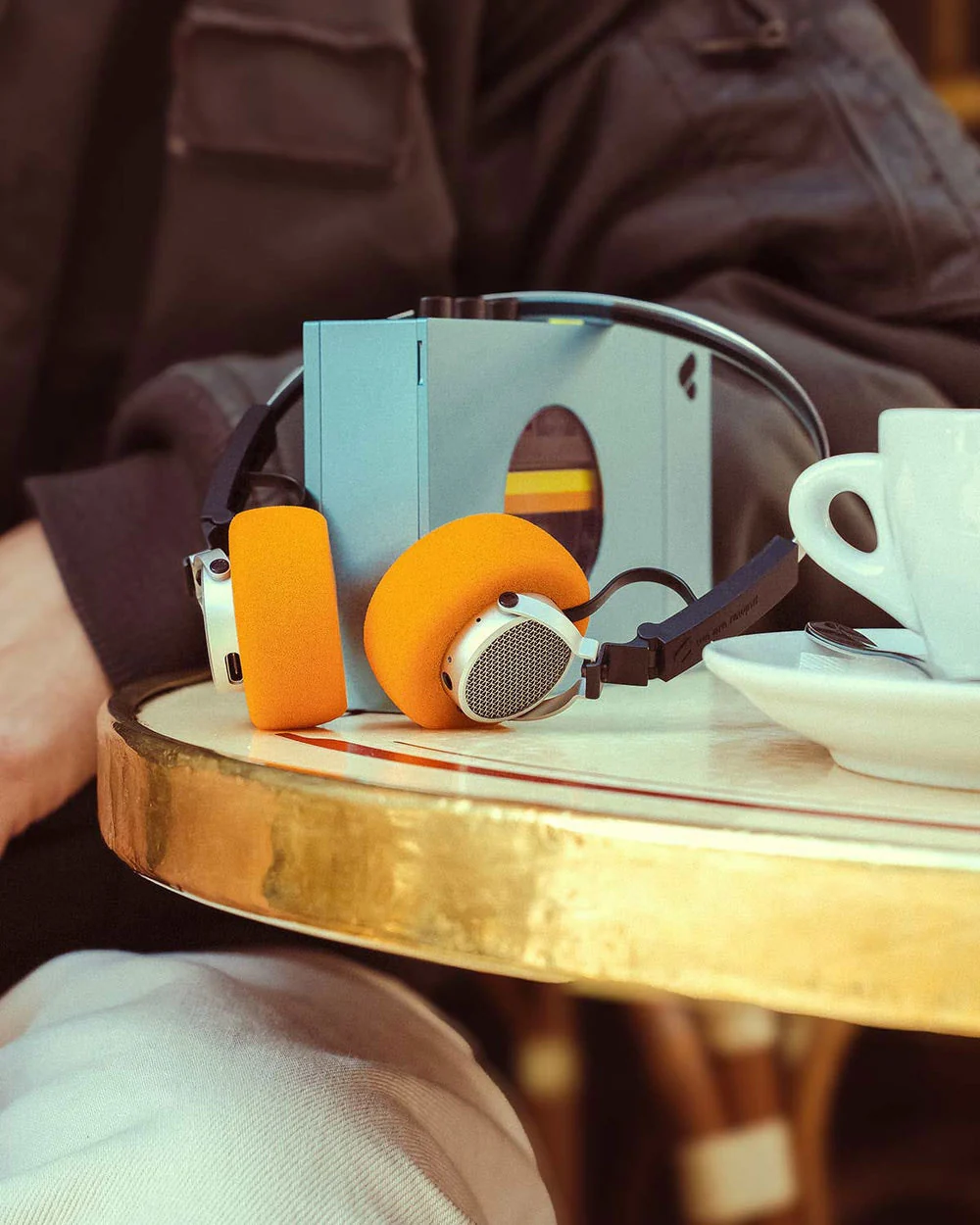 Retro Cassette Player & Bluetooth Headphones